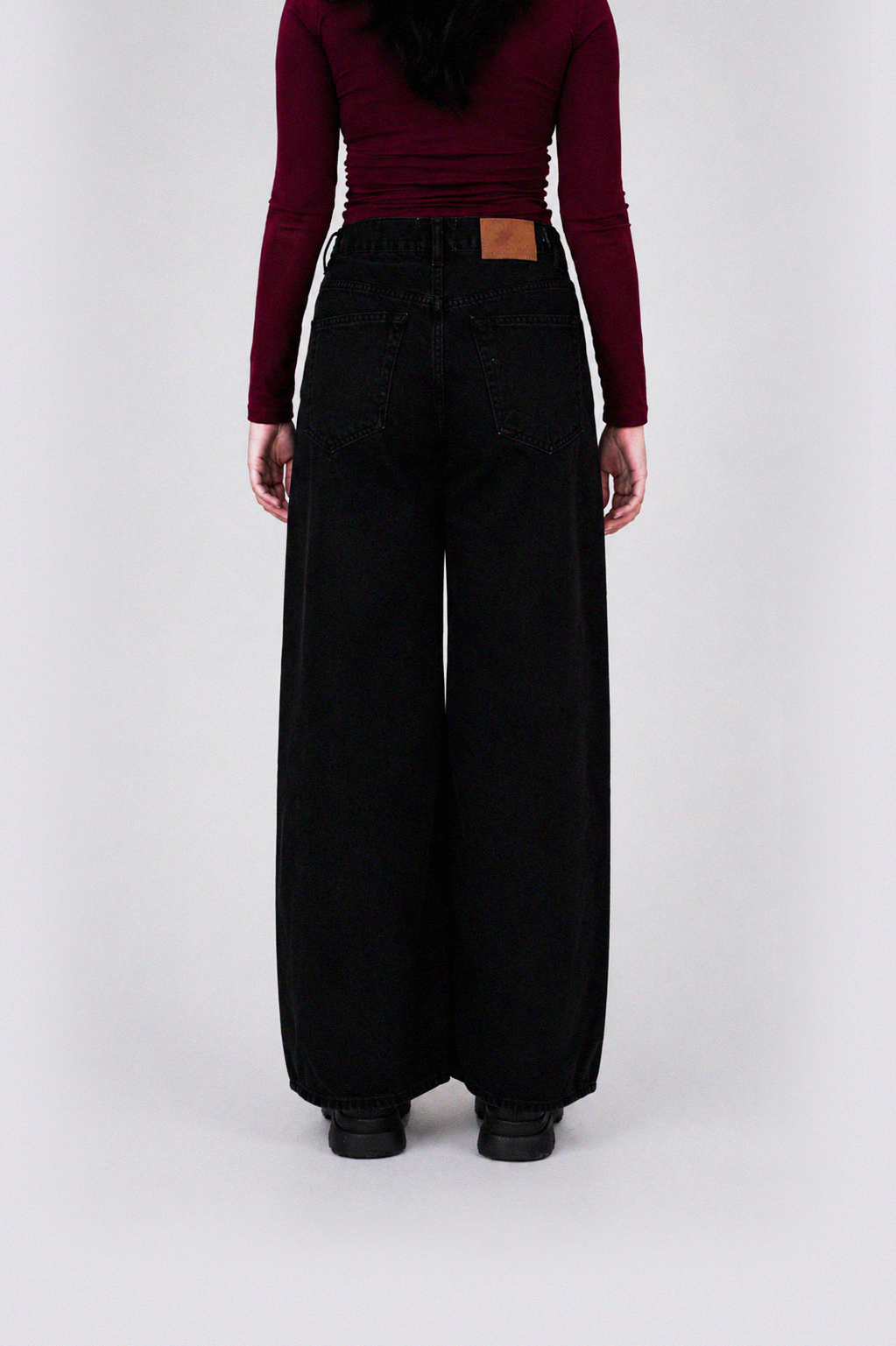 Adjustable Waist Baggy Jeans - Black